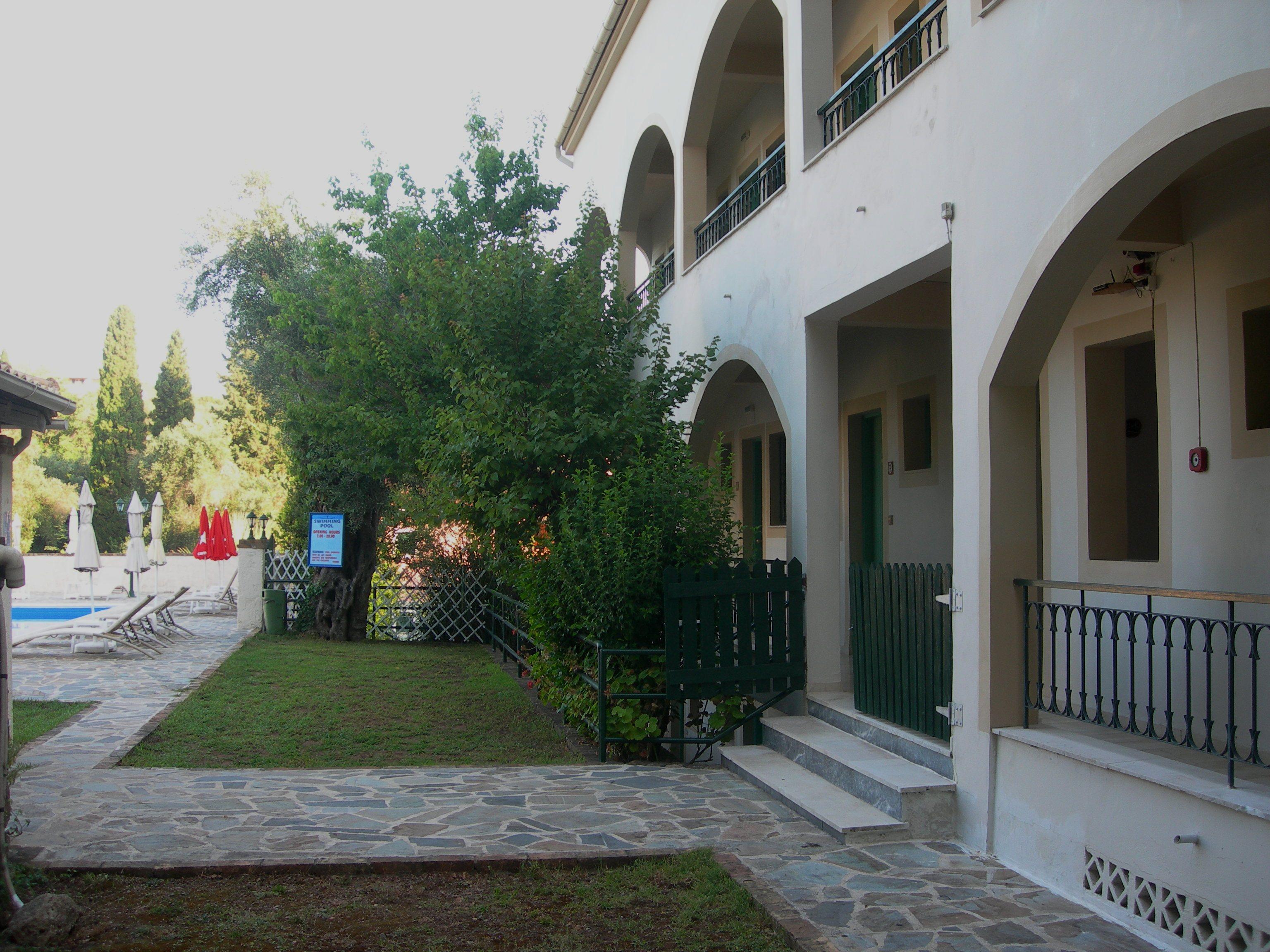 Villa Karmar Hotel Apartments Dassia  Zewnętrze zdjęcie