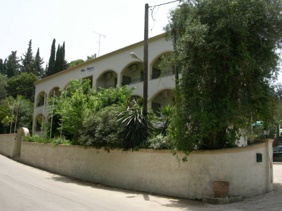 Villa Karmar Hotel Apartments Dassia  Zewnętrze zdjęcie