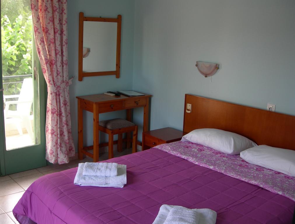 Villa Karmar Hotel Apartments Dassia  Zewnętrze zdjęcie