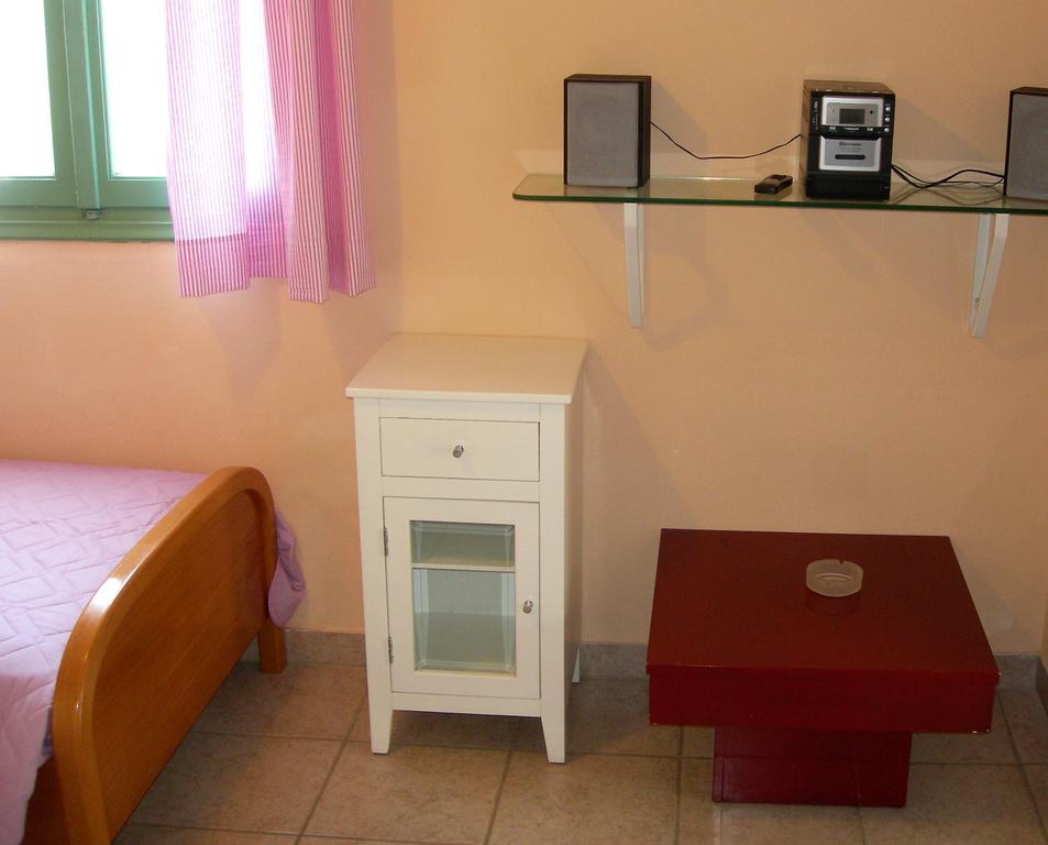 Villa Karmar Hotel Apartments Dassia  Zewnętrze zdjęcie