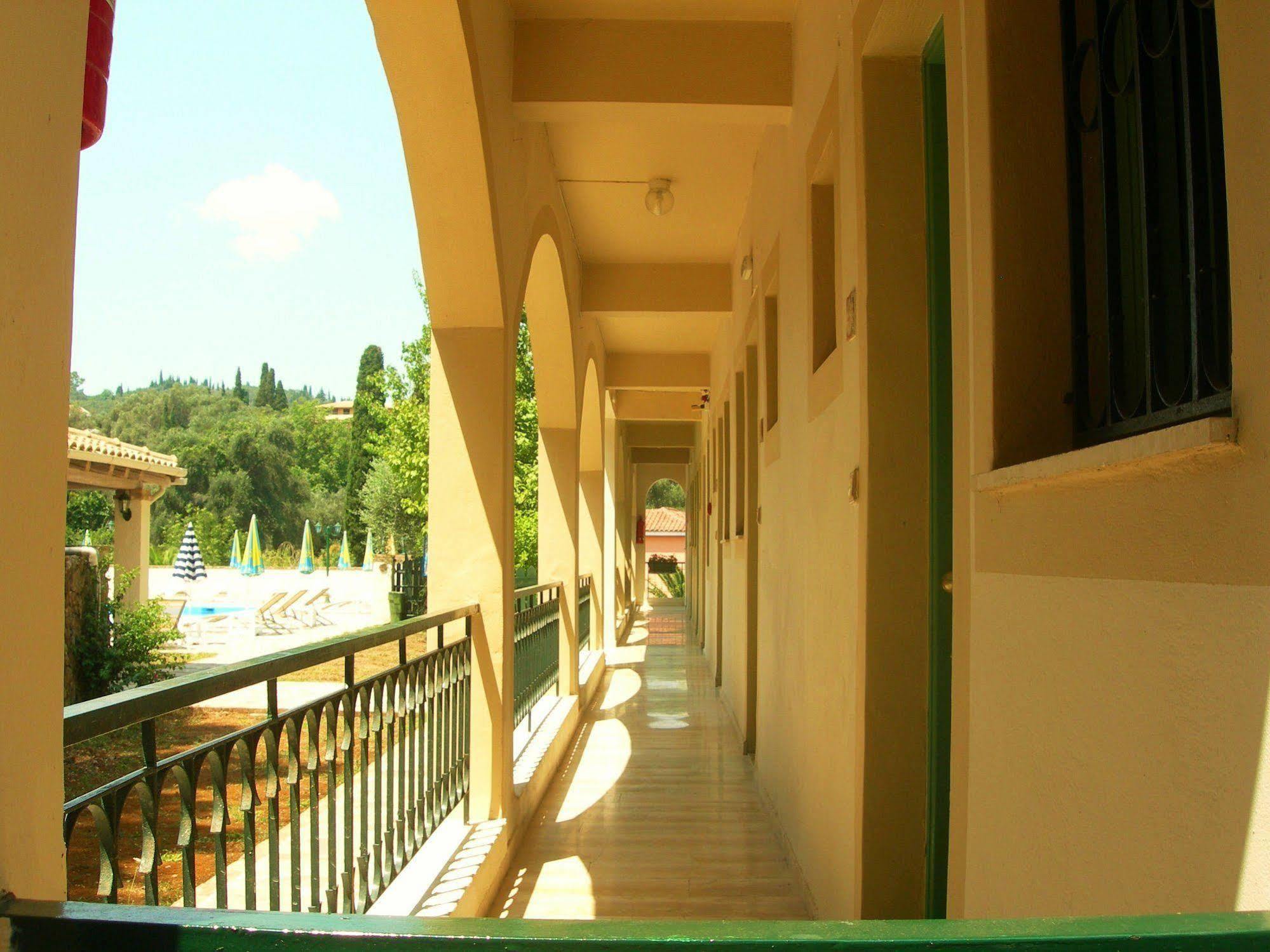 Villa Karmar Hotel Apartments Dassia  Zewnętrze zdjęcie