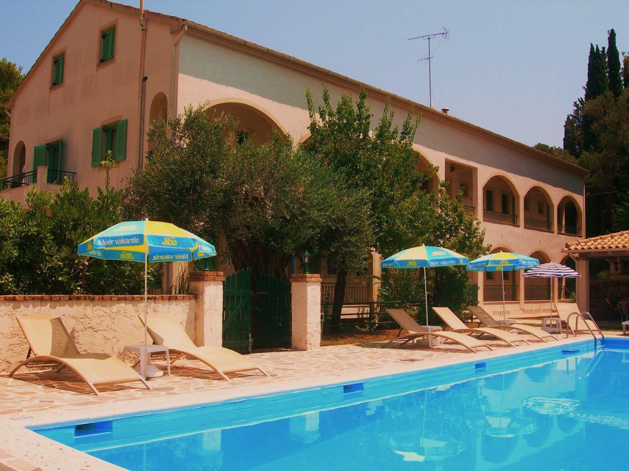 Villa Karmar Hotel Apartments Dassia  Zewnętrze zdjęcie
