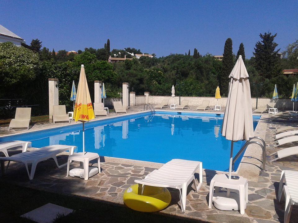 Villa Karmar Hotel Apartments Dassia  Zewnętrze zdjęcie